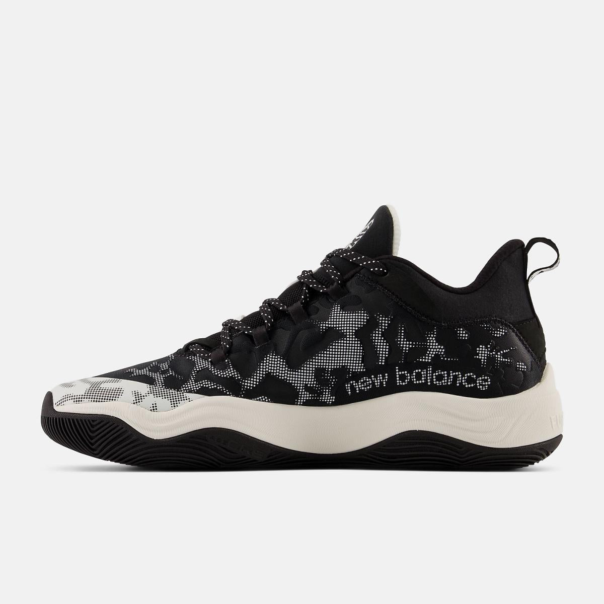 Basketball | Men New Balance TWO WXY V3 Black With White