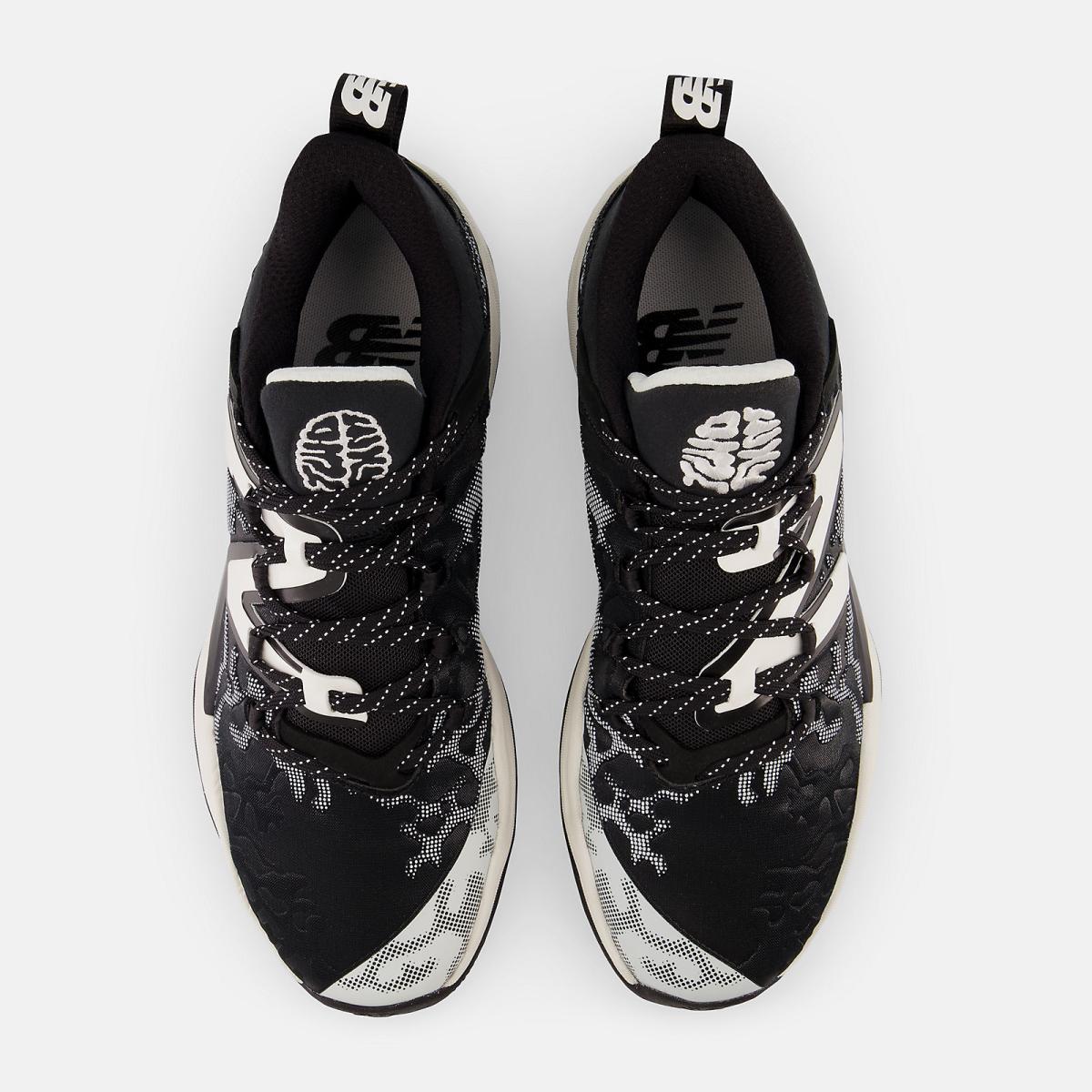 Basketball | Men New Balance TWO WXY V3 Black With White