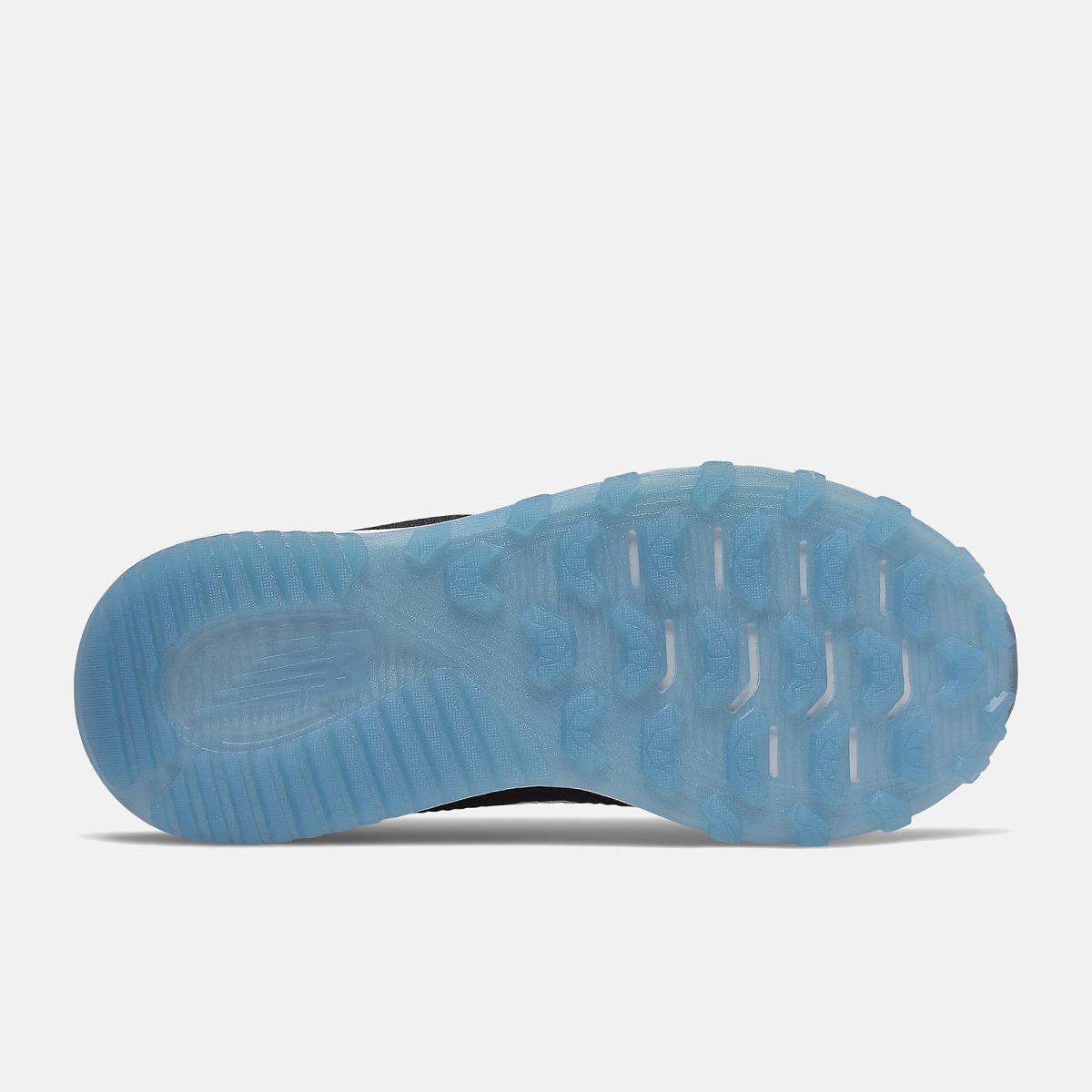 Cleats | Kids New Balance 4040 V6 Youth Turf Trainer Black With White