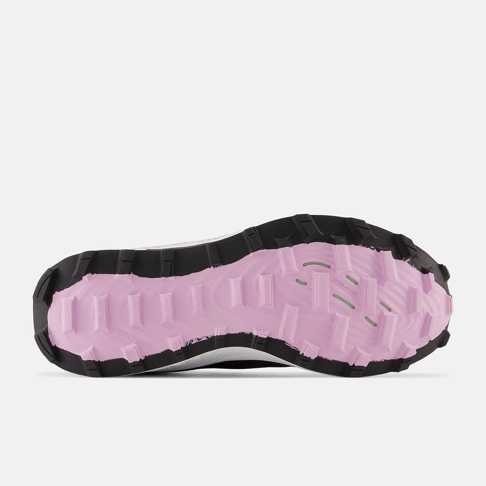 Hiking &amp; Trail | Women New Balance FuelCell Summit Unknown V4 Grey With Green Aura