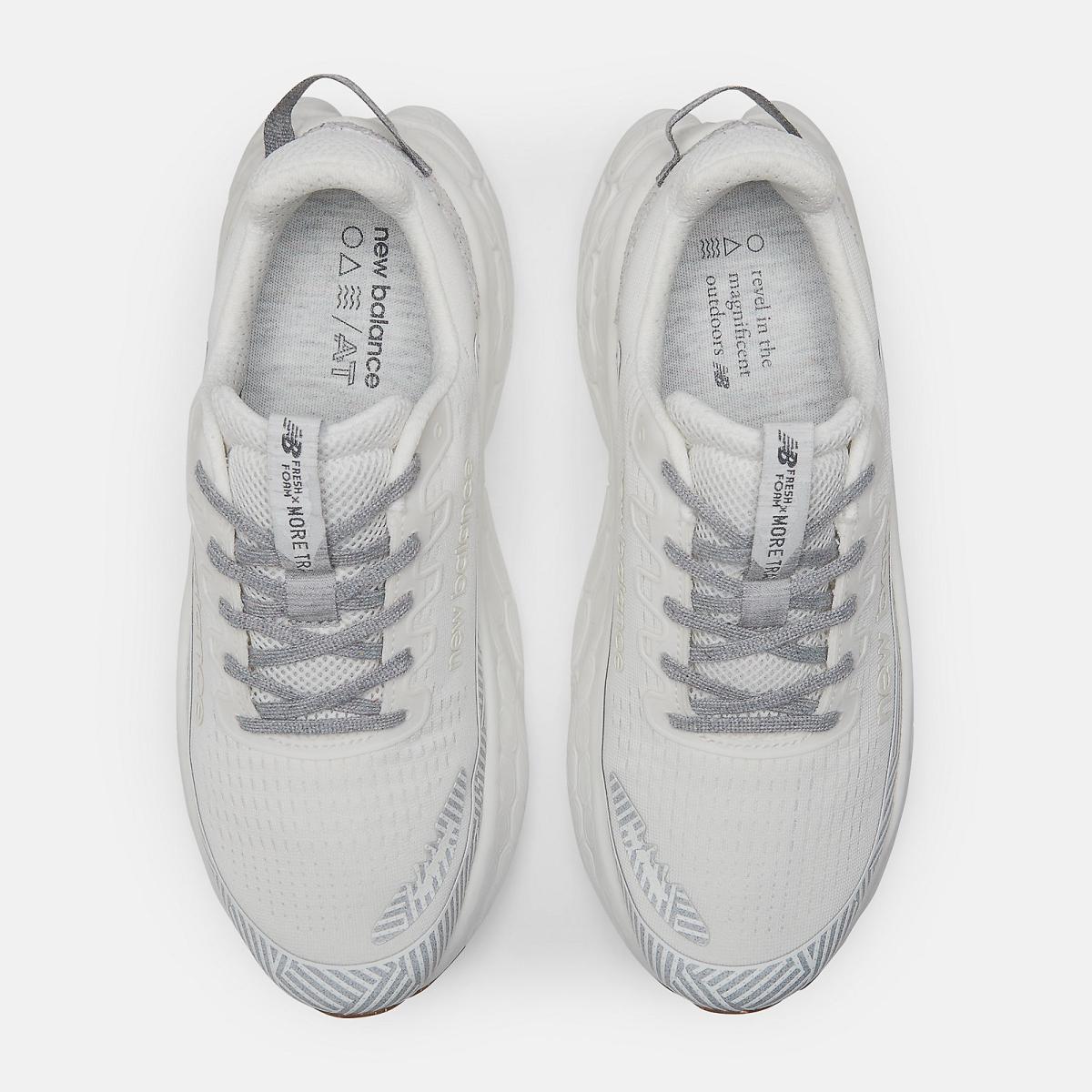 Lifestyle | Men New Balance Fresh Foam X Trail More V3 White With Turtledove