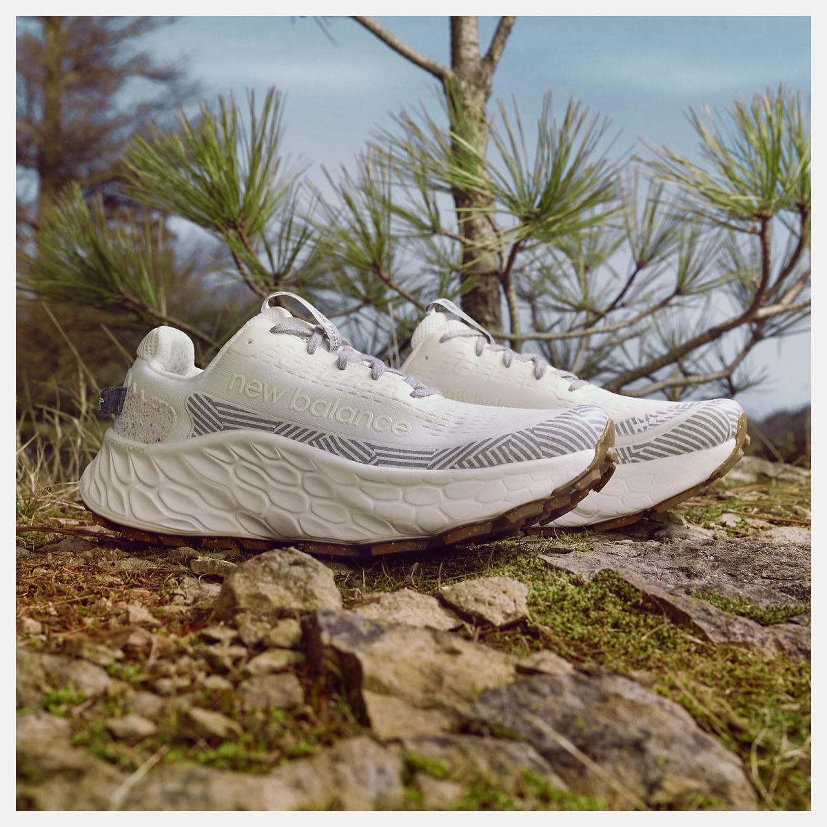 Lifestyle | Men New Balance Fresh Foam X Trail More V3 White With Turtledove