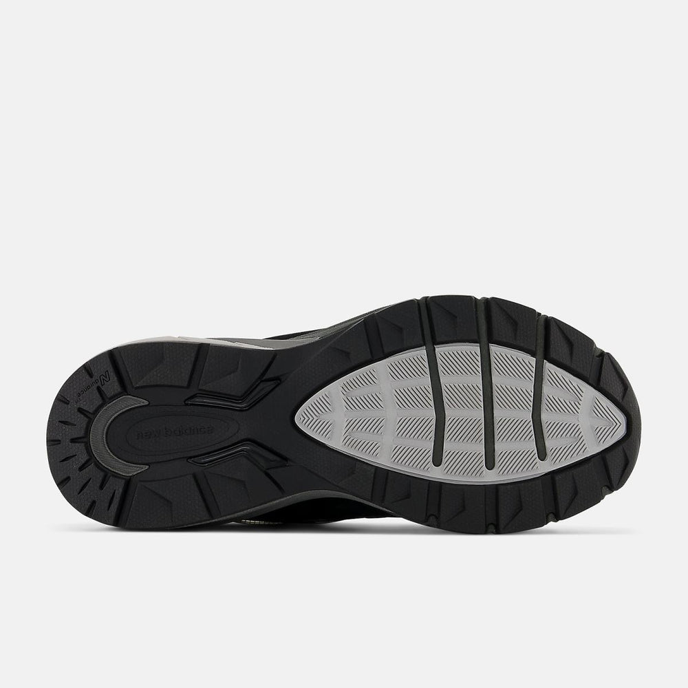 Lifestyle | Women New Balance MADE In USA 990v5 Core Black With Silver