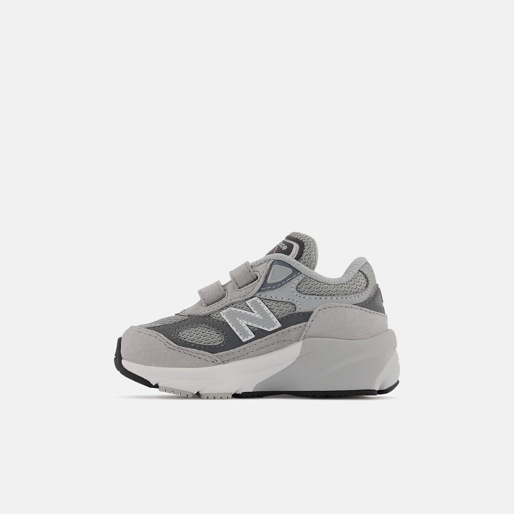 Size 0 - 10 | Kids New Balance 990v6 Hook And Loop Grey With Silver