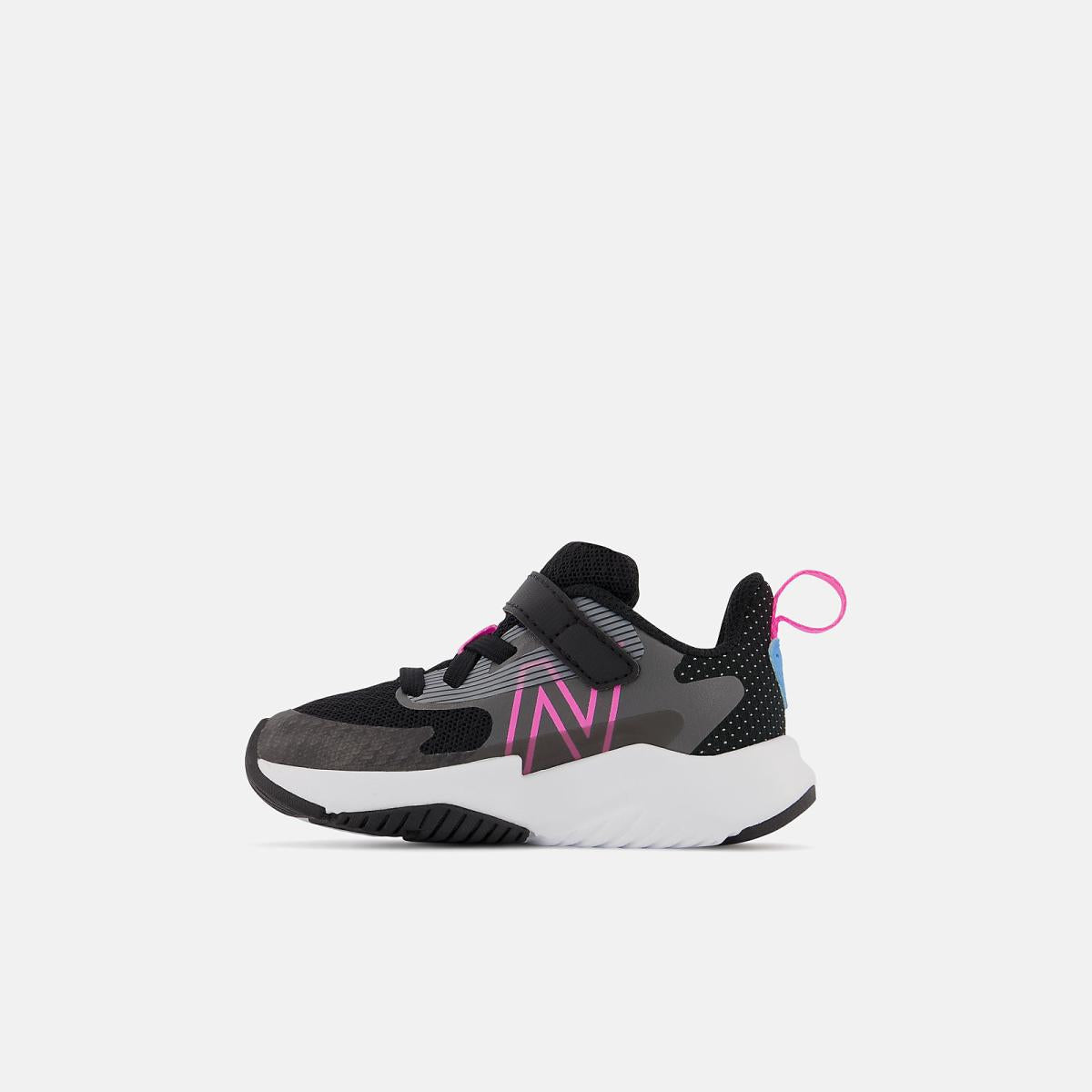 Size 0 - 10 | Kids New Balance Rave Run V2 Bungee Lace With Top Strap Black With Vibrant Pink