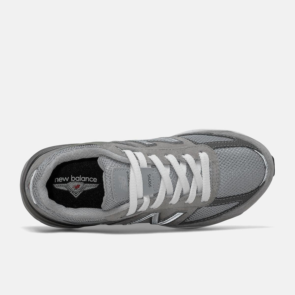 Size 10.5 - 3 | Kids New Balance 990v5 Grey