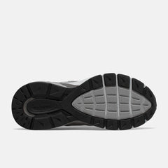 Size 10.5 - 3 | Kids New Balance 990v5 Grey