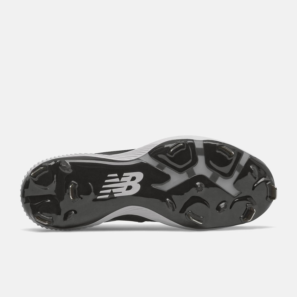 Softball | Women New Balance FuelCell SMFUSEv3 Black With White