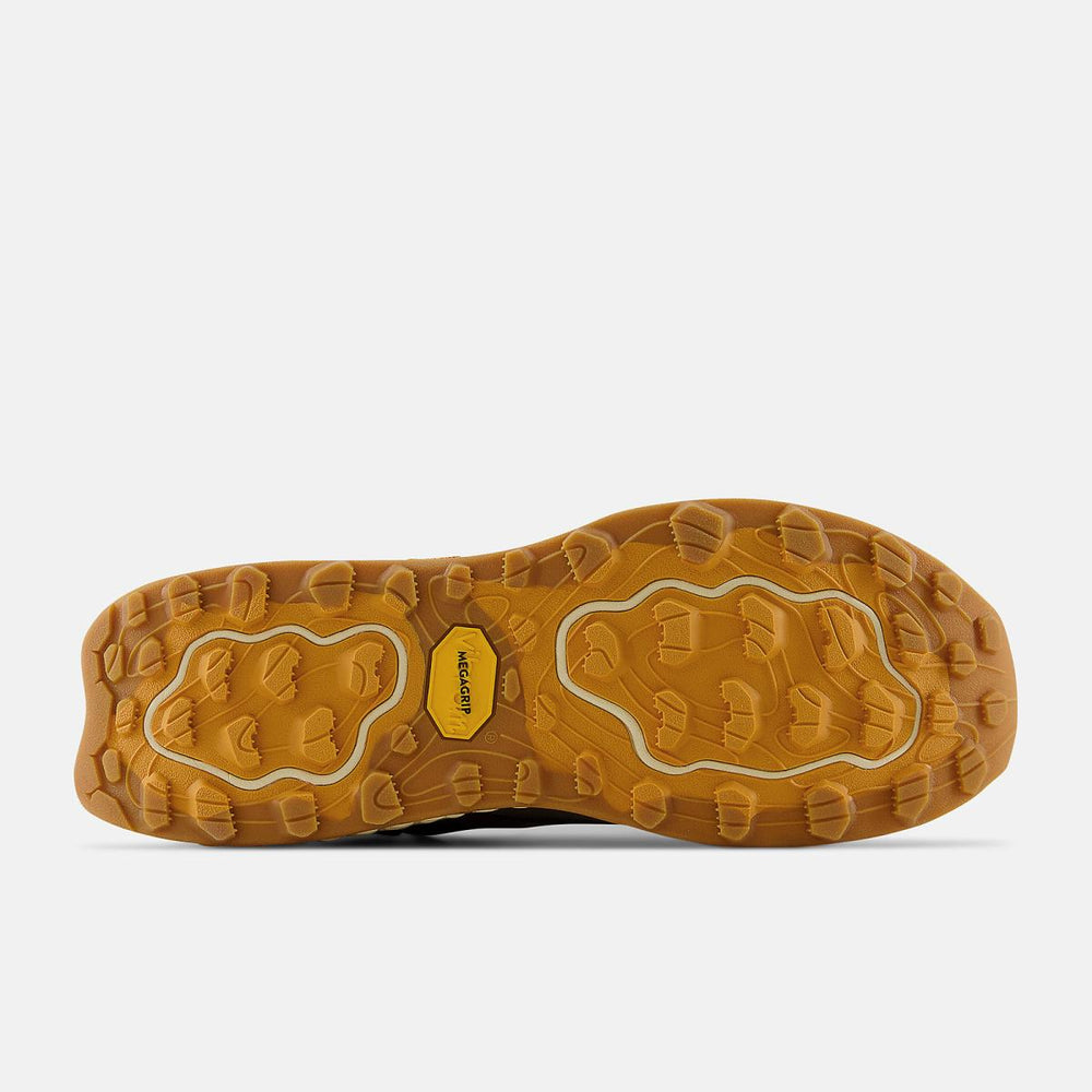 Walking | Men New Balance Fresh Foam X Hierro Mid GTX Wren With Bungee And Golden Hour